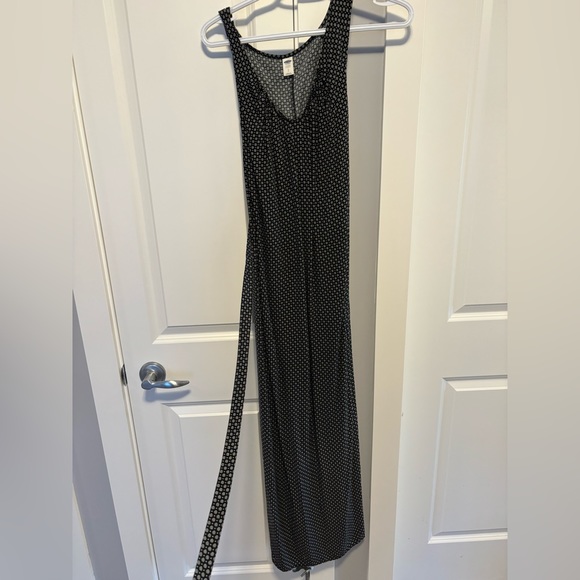 Old Navy Maternity Dress - Picture 3 of 3